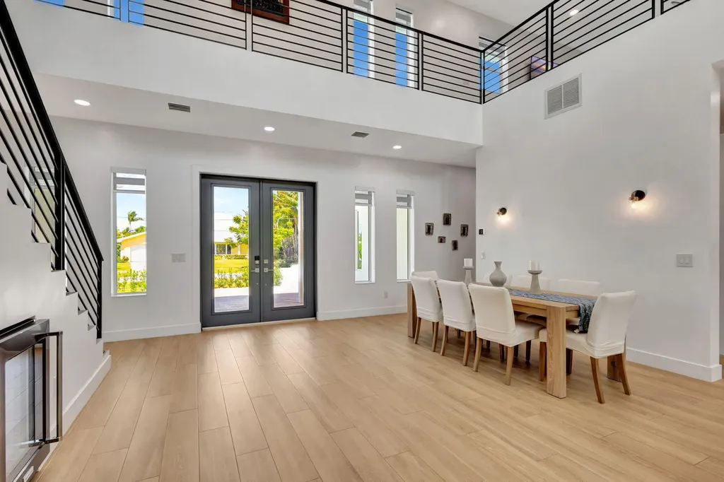 12952 Drayton Road SE North Palm Beach FL 33408