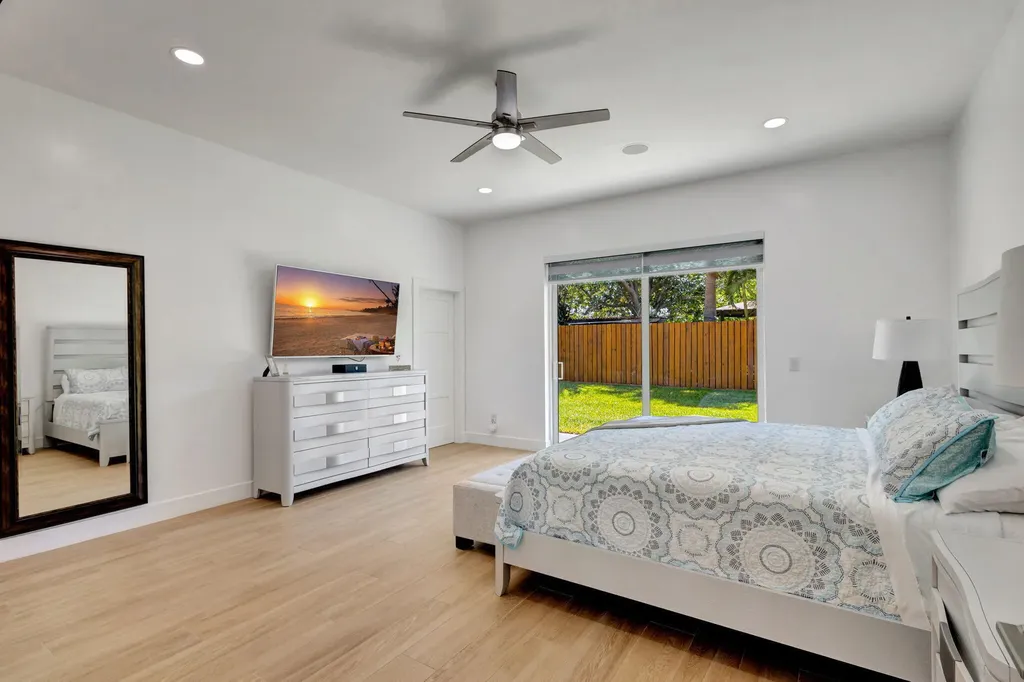 12952 Drayton Road SE North Palm Beach FL 33408
