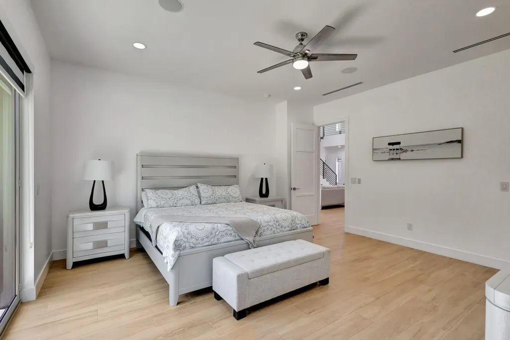 12952 Drayton Road SE North Palm Beach FL 33408