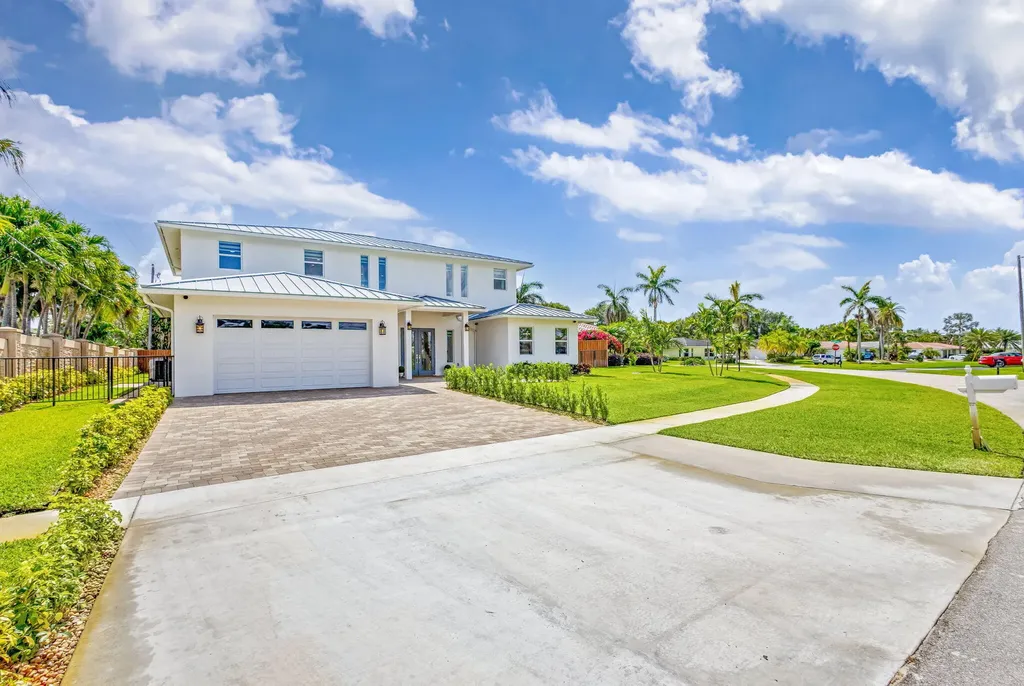 12952 Drayton Road SE North Palm Beach FL 33408