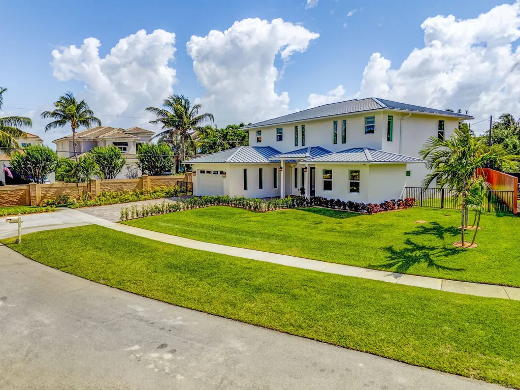 12952 Drayton Road SE North Palm Beach FL 33408