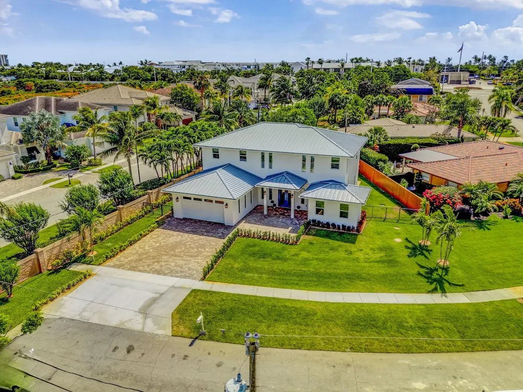 12952 Drayton Road SE North Palm Beach FL 33408