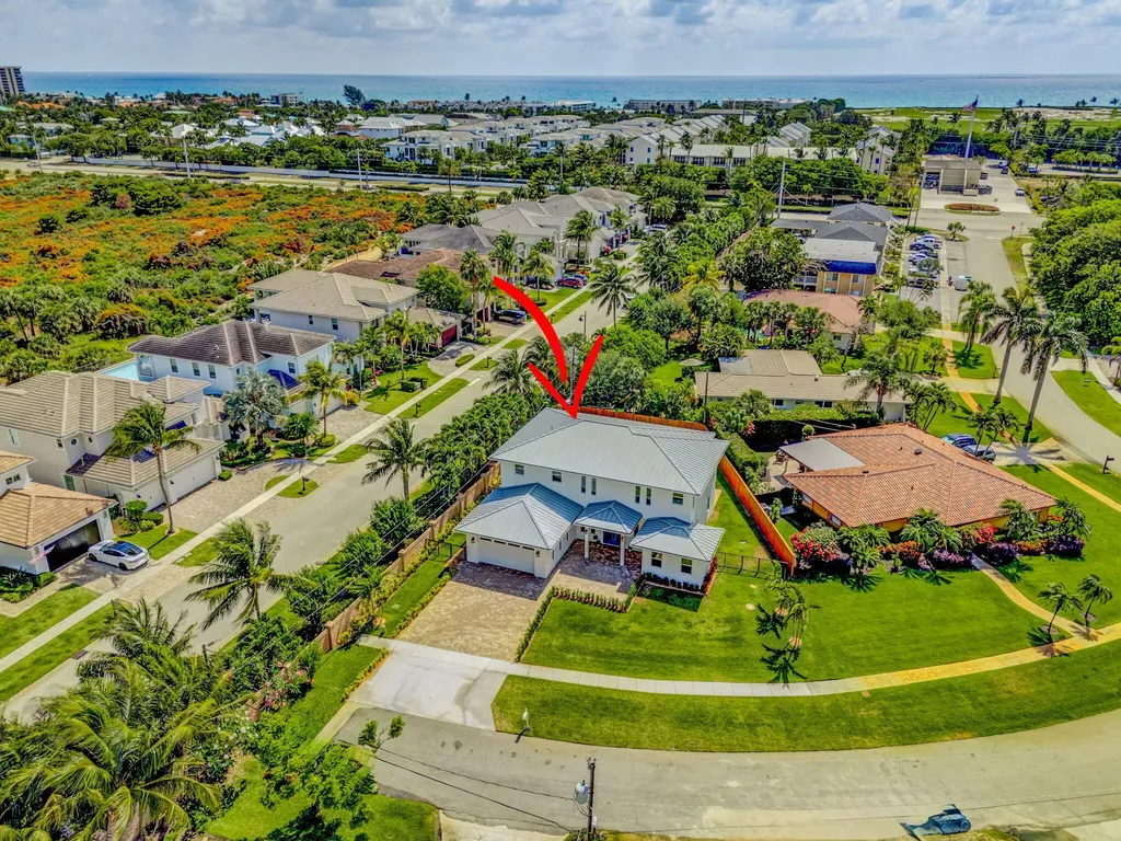 12952 Drayton Road SE North Palm Beach FL 33408