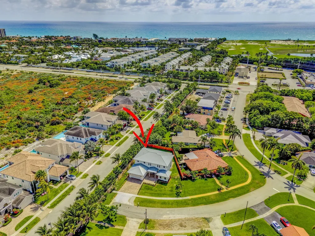 12952 Drayton Road SE North Palm Beach FL 33408