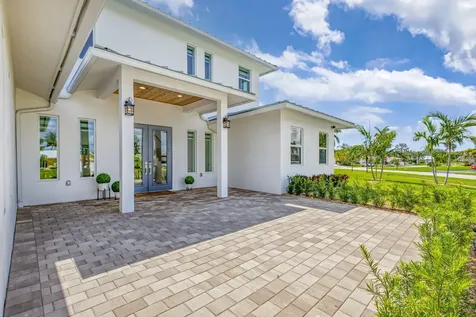 12952 Drayton Road SE North Palm Beach FL 33408