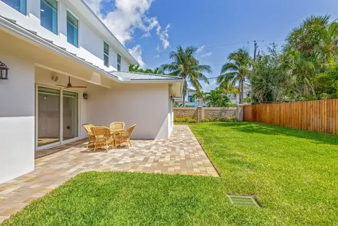 12952 Drayton Road SE North Palm Beach FL 33408