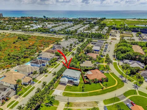 12952 Drayton Road SE North Palm Beach FL 33408