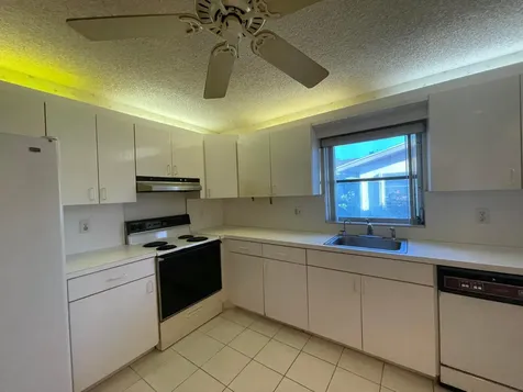 13817 Kaiser Trail Delray Beach FL 33484