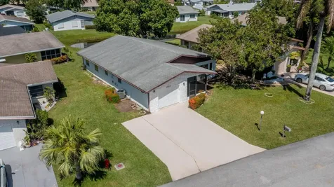 13817 Kaiser Trail Delray Beach FL 33484