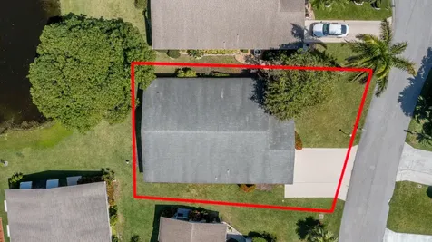 13817 Kaiser Trail Delray Beach FL 33484