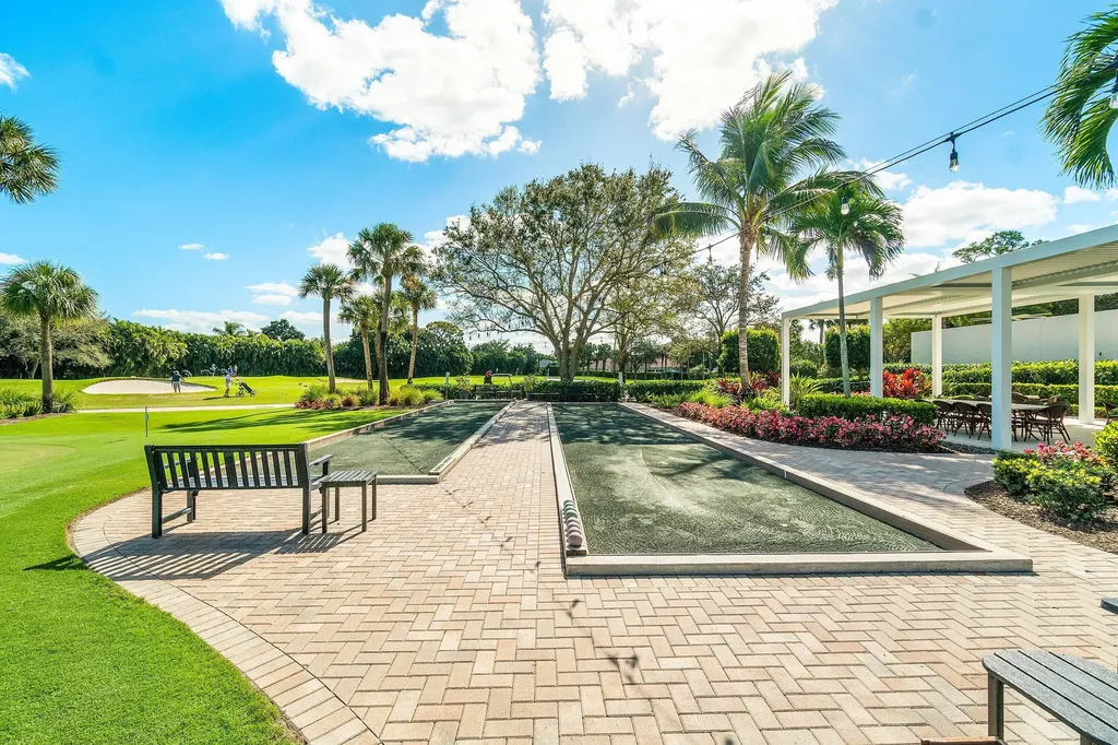 10221 Quail Covey Road Boynton Beach FL 33436