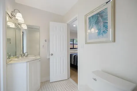 3211 Seaward Drive Lauderdale By The Sea FL 33062