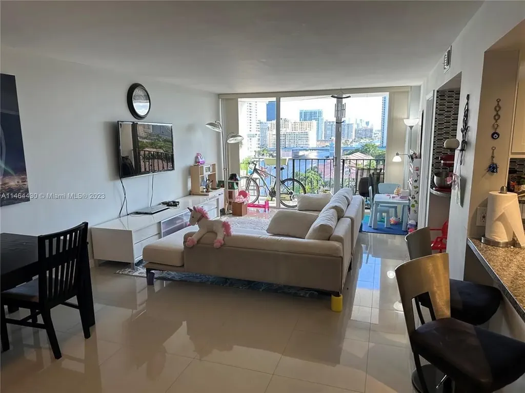 200 Leslie Drive Hallandale Beach FL 33009