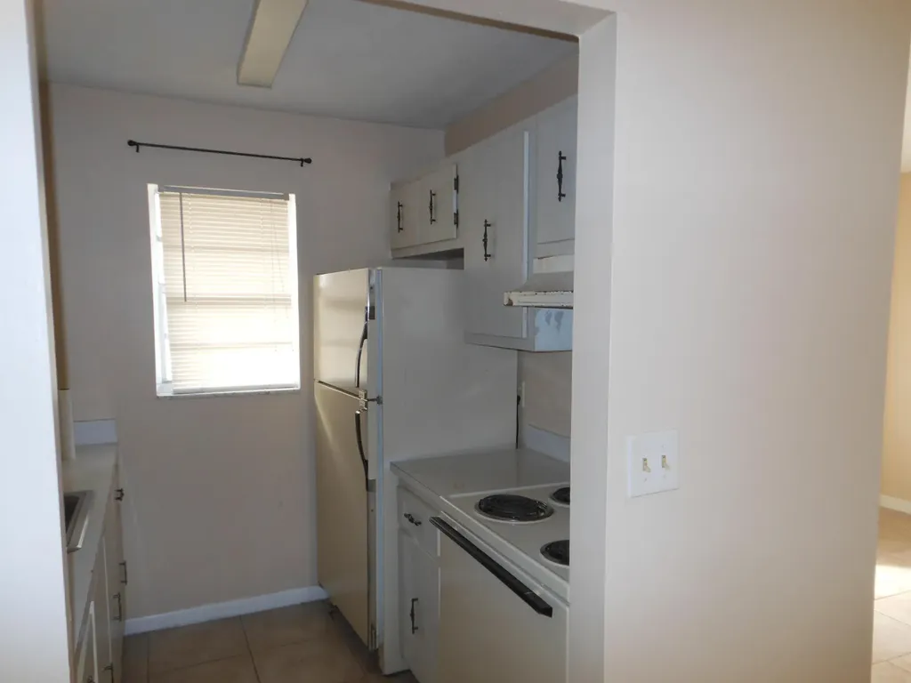 205 NE 3rd Street NE Boynton Beach FL 33435