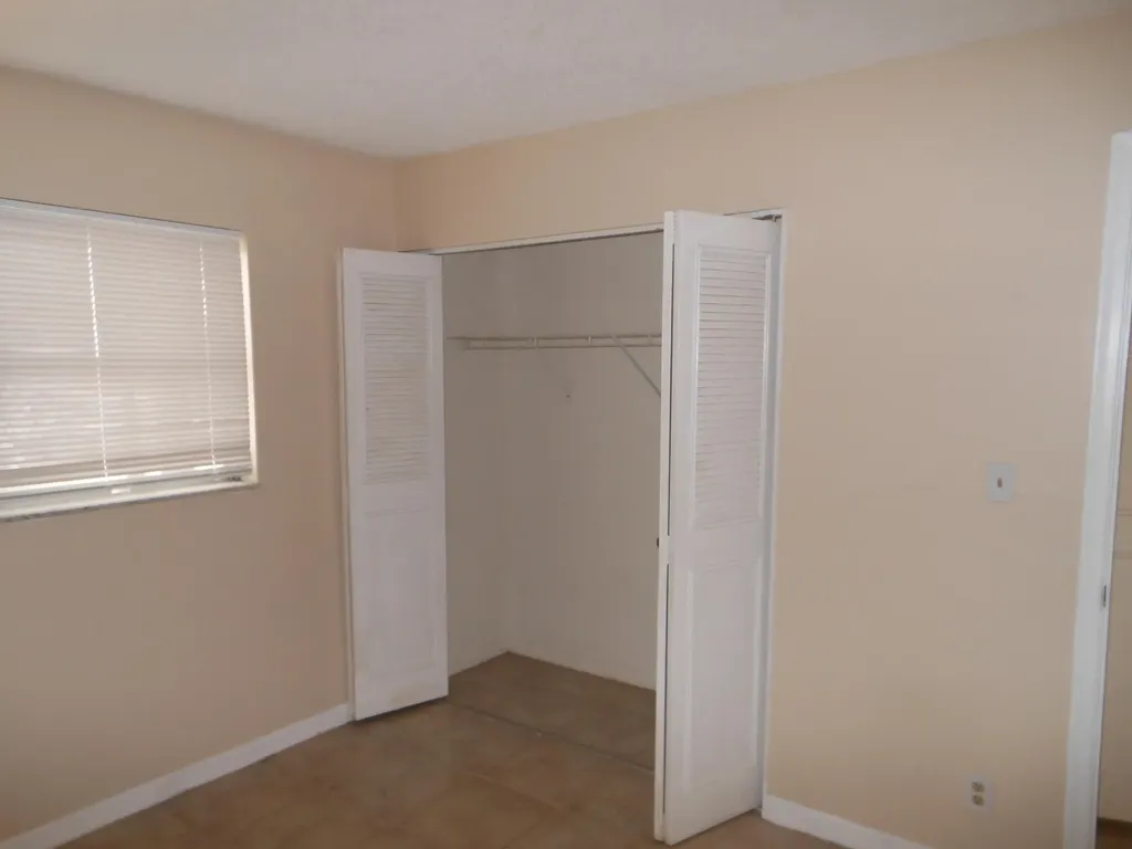 205 NE 3rd Street NE Boynton Beach FL 33435