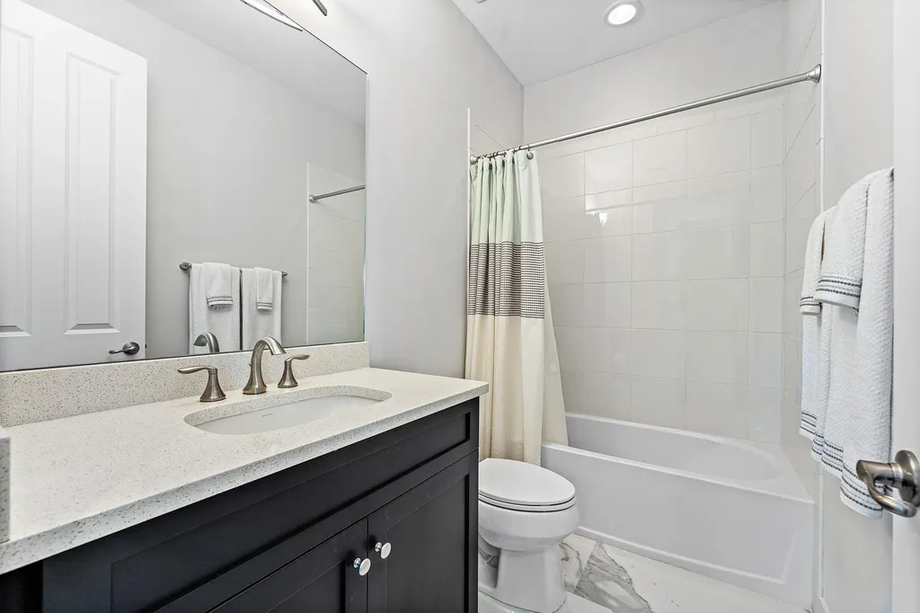 10 Windward Lane Boynton Beach FL 33435