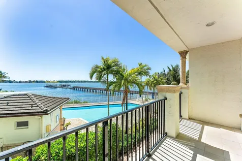 10 Windward Lane Boynton Beach FL 33435