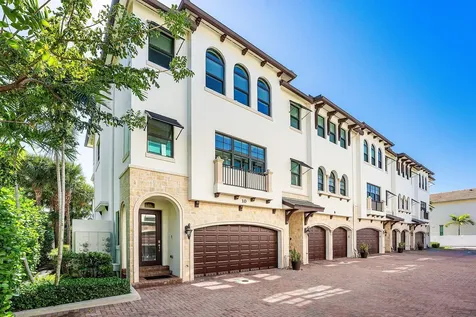 10 Windward Lane Boynton Beach FL 33435