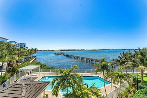 10 Windward Lane Boynton Beach FL 33435