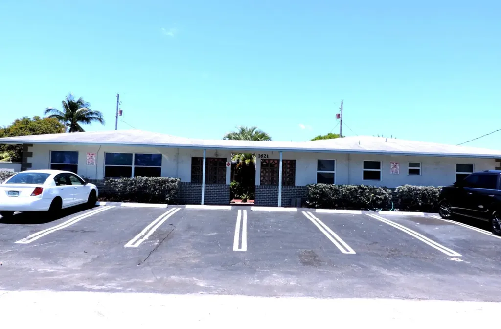 1621 SW 6th Avenue Pompano Beach FL 33060