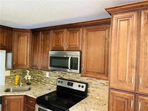 2900 NW 42nd Avenue Coconut Creek FL 33066