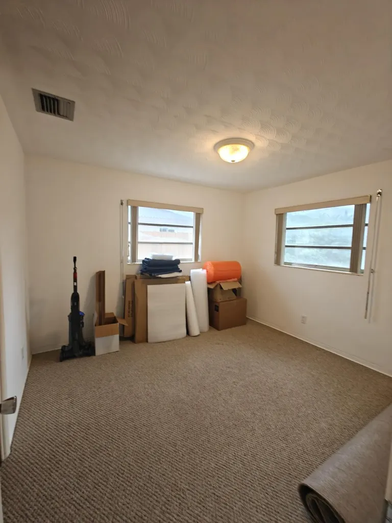 2120 N 57th Way Hollywood FL 33021