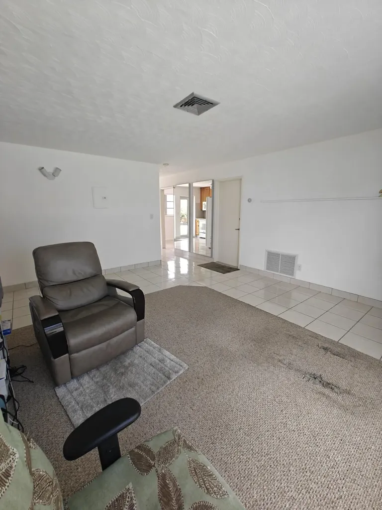 2120 N 57th Way Hollywood FL 33021