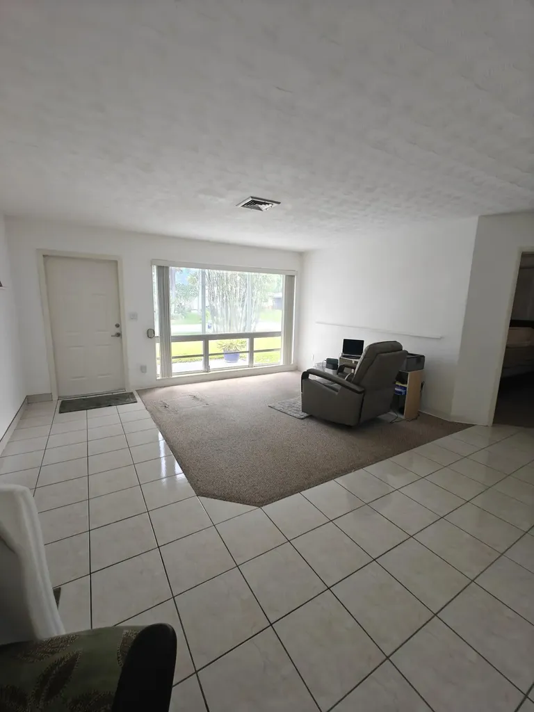 2120 N 57th Way Hollywood FL 33021