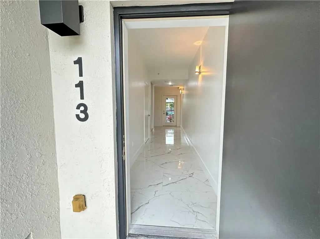 113 SE 1st Circle Pompano Beach FL 33060