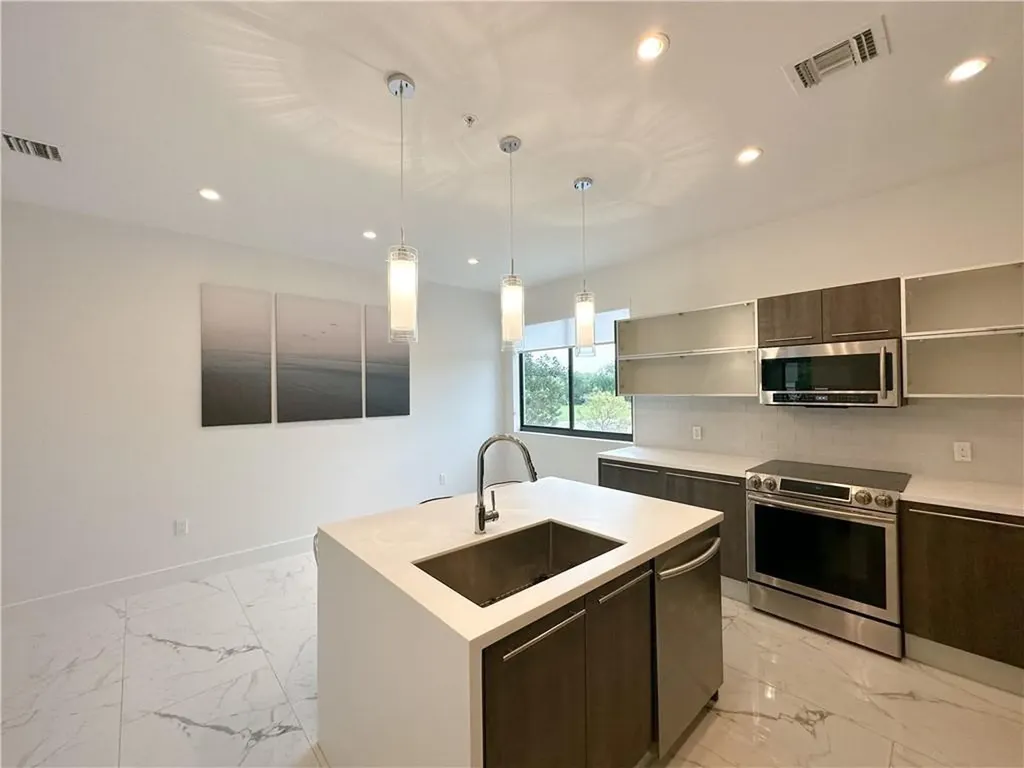 113 SE 1st Circle Pompano Beach FL 33060
