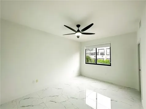 113 SE 1st Circle Pompano Beach FL 33060