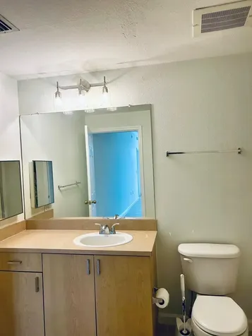 533 NE 3rd Avenue Fort Lauderdale FL 33301