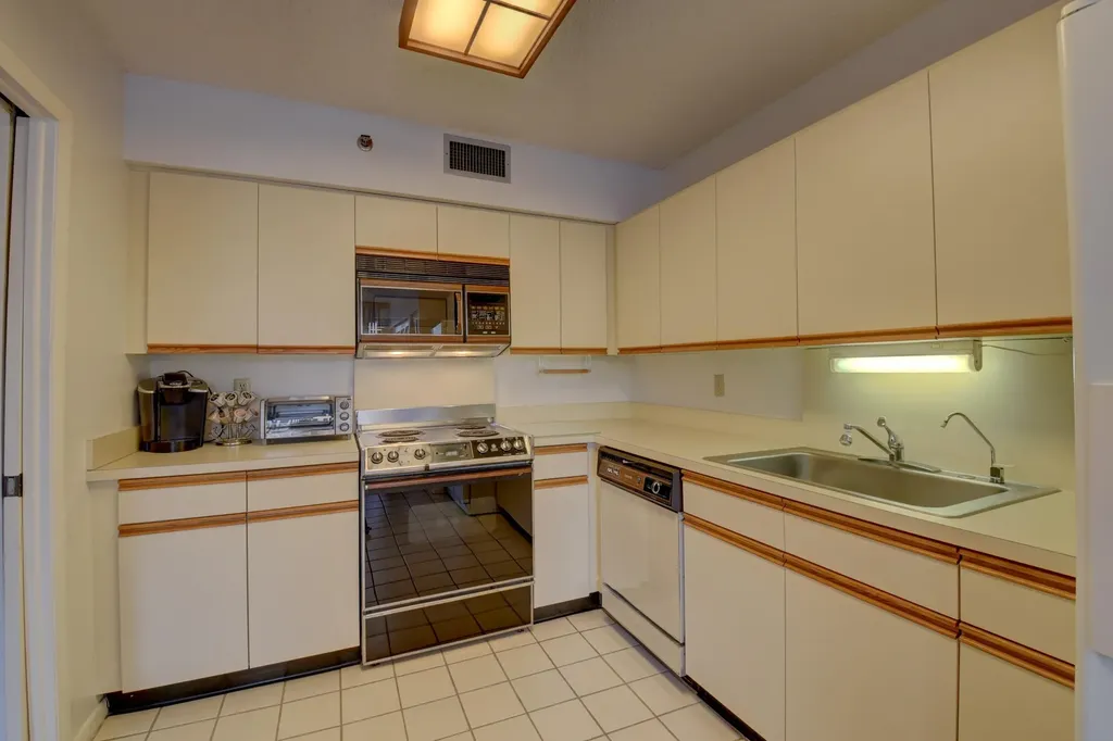 7194 Promenade Drive Boca Raton FL 33433
