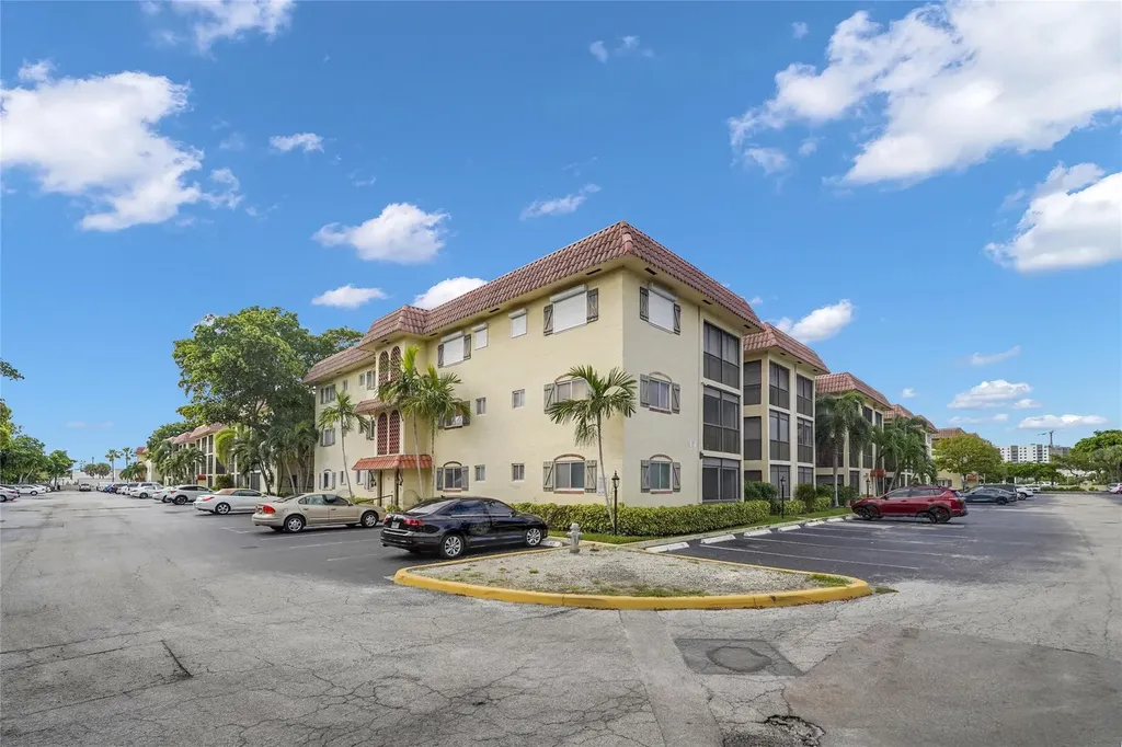 257 S Cypress Road Pompano Beach FL 33060