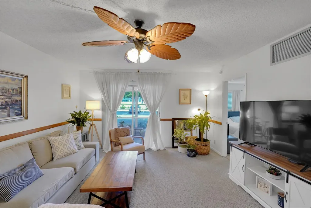 257 S Cypress Road Pompano Beach FL 33060