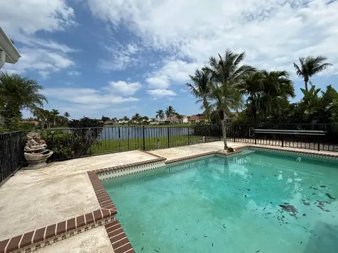 9215 Sun Pointe Drive Boynton Beach FL 33437