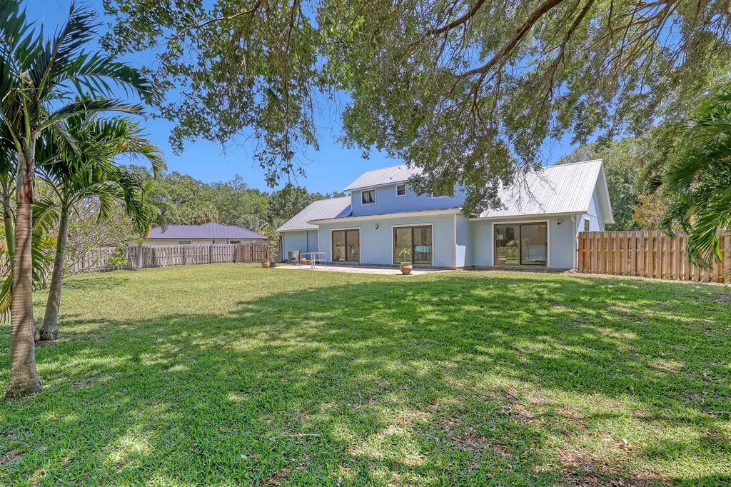 11078 Oak Way Circle Palm Beach Gardens FL 33410