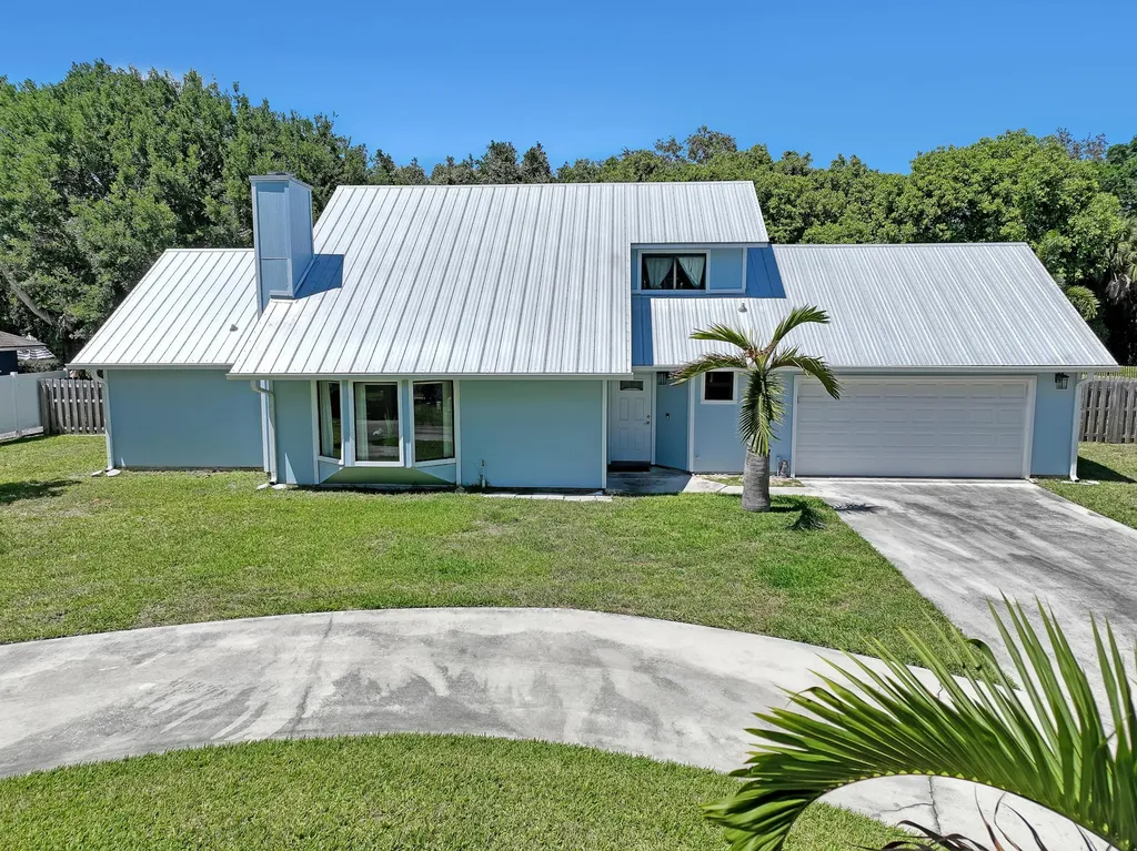 11078 Oak Way Circle Palm Beach Gardens FL 33410