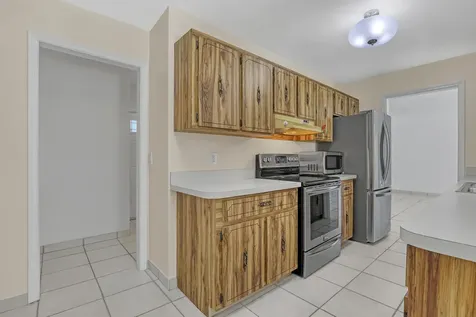 11078 Oak Way Circle Palm Beach Gardens FL 33410