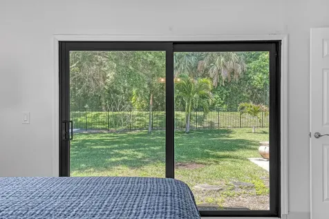 11078 Oak Way Circle Palm Beach Gardens FL 33410