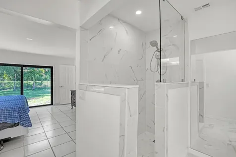 11078 Oak Way Circle Palm Beach Gardens FL 33410