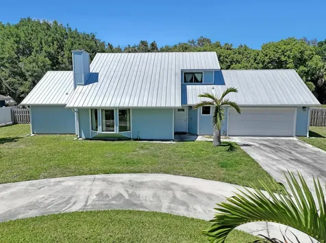 11078 Oak Way Circle Palm Beach Gardens FL 33410