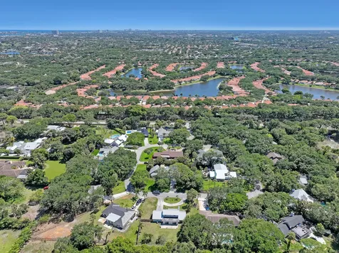 11078 Oak Way Circle Palm Beach Gardens FL 33410