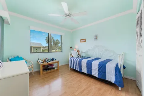 1533 SE Crayrich Court Port St Lucie FL 34952