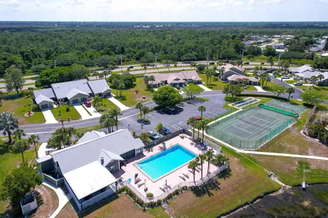 1533 SE Crayrich Court Port St Lucie FL 34952