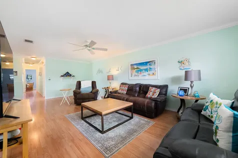 1533 SE Crayrich Court Port St Lucie FL 34952