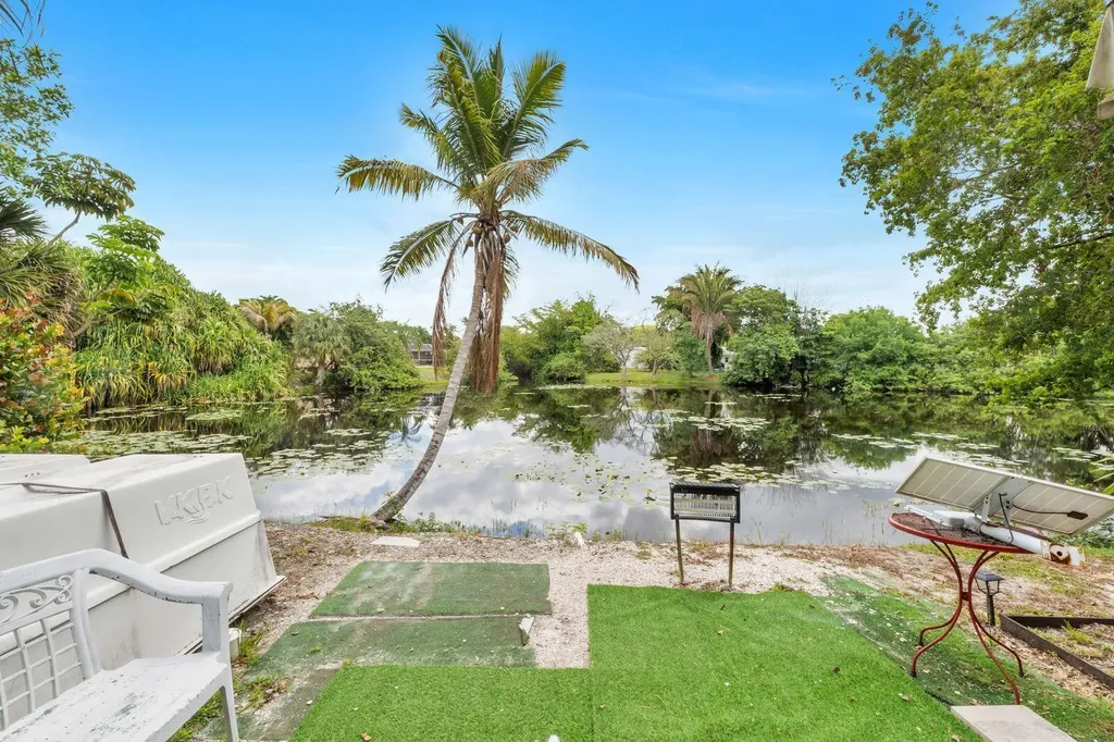 4295 Coral Springs Drive Coral Springs FL 33065