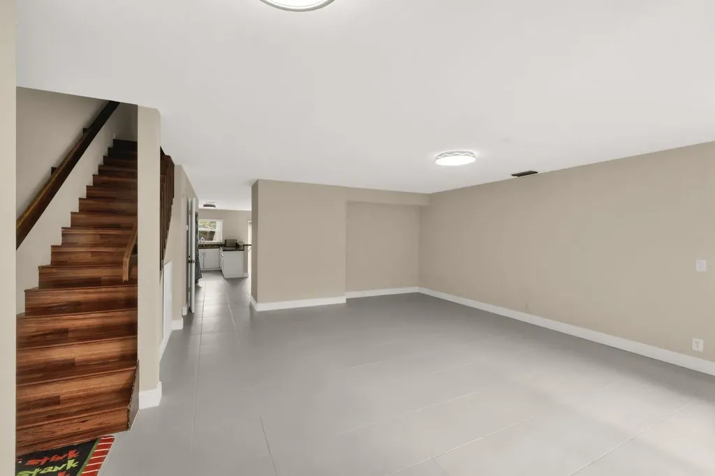 4295 Coral Springs Drive Coral Springs FL 33065