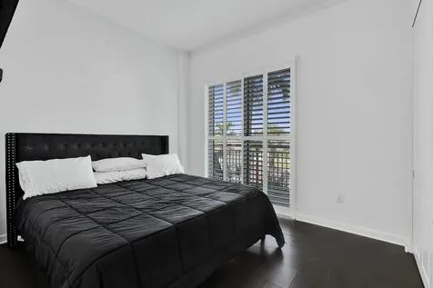 2625 NE 14th Avenue Wilton Manors FL 33334