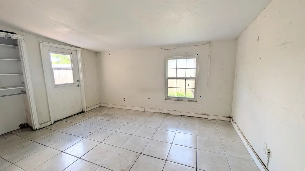 490 Tulip Tree Drive Lake Worth FL 33462